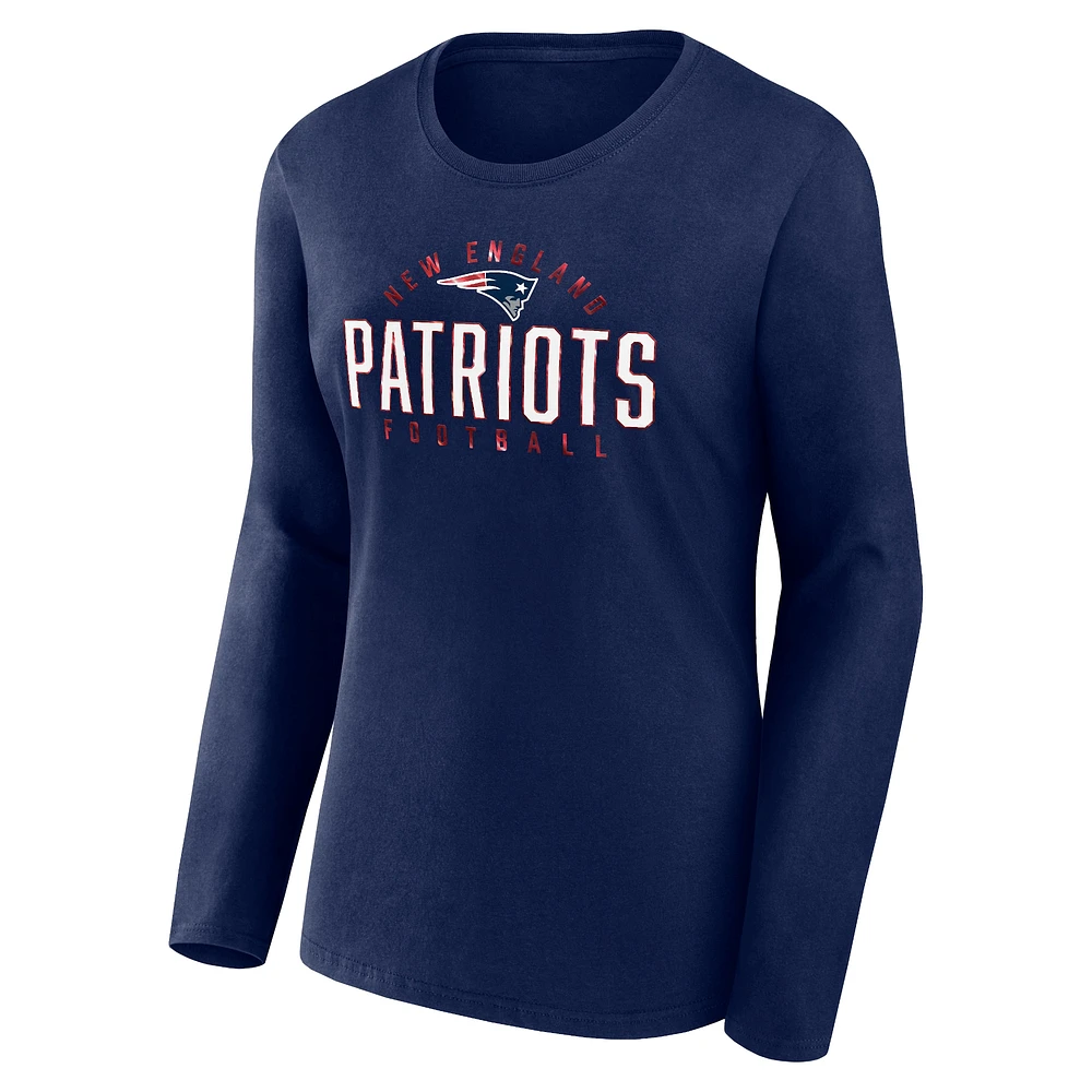 T-shirt à manches longues Fanatics Navy New England Patriots grande taille pour femmes Foiled Play