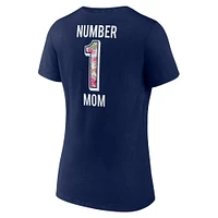 T-shirt à col en V pour femmes Fanatics Navy New England Patriots, grande taille, fête des mères #1 Mom