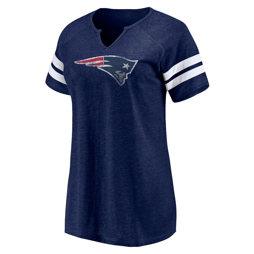 T-shirt à col cranté raglan grande taille pour femmes Fanatics Navy New England Patriots