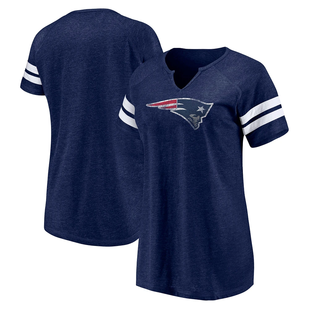 T-shirt à col cranté raglan grande taille pour femmes Fanatics Navy New England Patriots