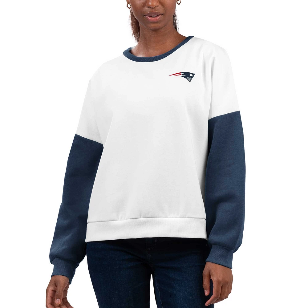 Sweat-shirt blanc G-III 4Her par Carl Banks pour femmes des New England Patriots A-Game