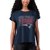 T-shirt avec fente au dos Abigail des New England Patriots MSX by Michael Strahan pour femmes, bleu marine