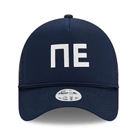 Casquette réglable New Era New England Patriots McGee Trucker 9FORTY pour femme bleu marine