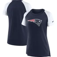 New England Patriots Fanatics Branded Women's Plus Size Primary Logo Long  Sleeve T-Shirt – Navy