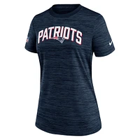 Women's Nike Navy New England Patriots Sideline Velocity Lockup Performance - T-Shirt