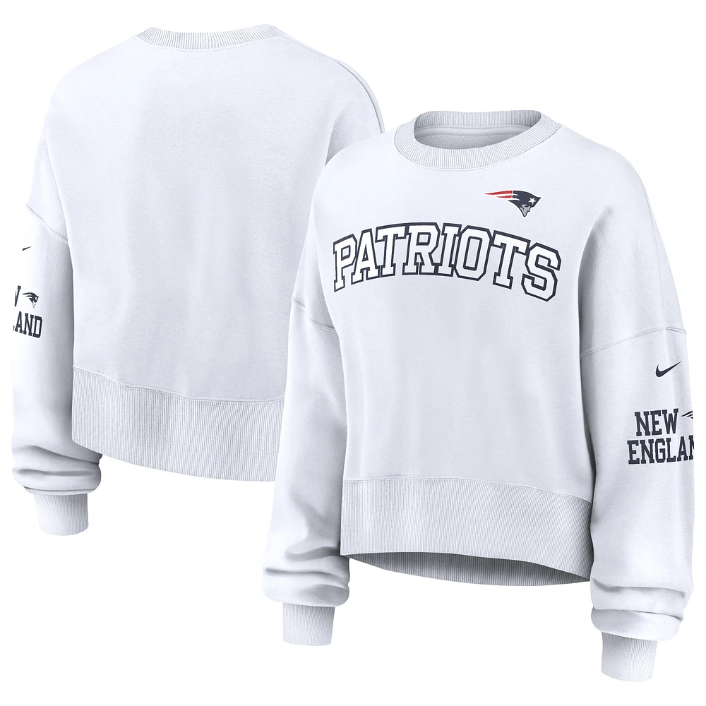 Women's Nike White New England Patriots Oversized Long Sleeve Cropped Sweatshirt