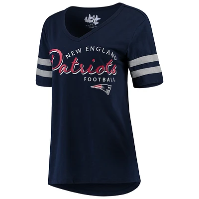 T-shirt à col en V Triple Play des Patriots de la Nouvelle-Angleterre Touch bleu marine pour femme