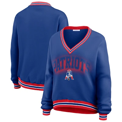 Sweat-shirt oversize à manches longues et col en V bleu marine New England Patriots pour femme WEAR by Erin Andrews