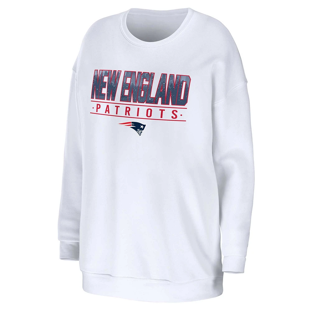 Sweat-shirt à enfiler blanc New England Patriots pour femme WEAR by Erin Andrews