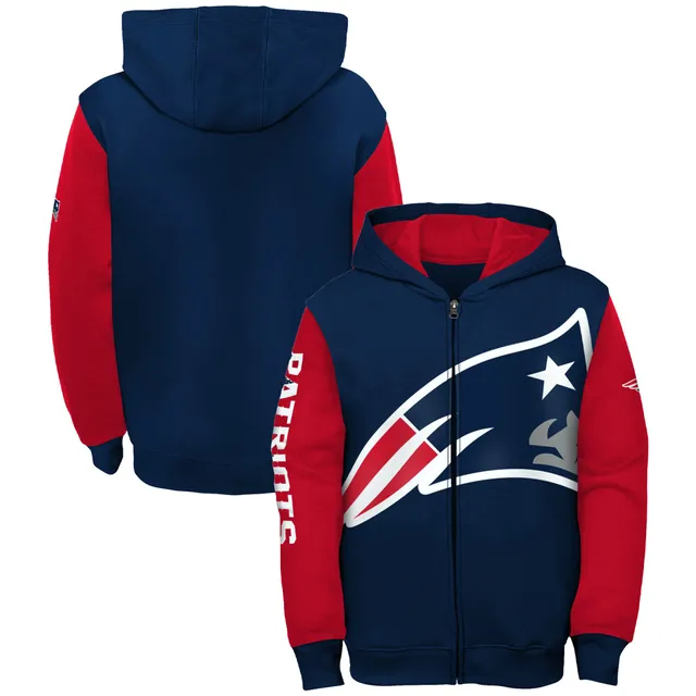 Men's Antigua Red New England Patriots Logo Victory Pullover Hoodie