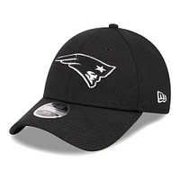 Youth New Era Black New England Patriots Main B-Dub 9FORTY Adjustable Hat