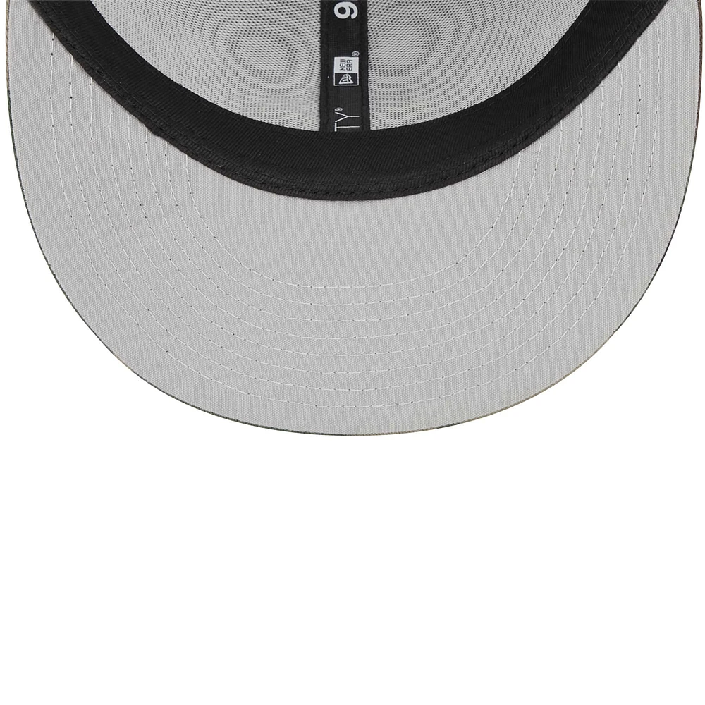 Youth New Era Camo New England Patriots  Main Trucker 9FIFTY Snapback Hat