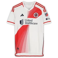 Maillot adidas blanc dédicacé Brandon Bye des New England Revolution n° 15, utilisé lors du match, saison 2024 de la MLS - Taille L