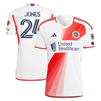 Maillot adidas DeJuan Jones New England Revolution 2023 Defiance authentique pour homme