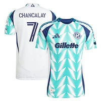 Maillot de joueur authentique adidas Tomás Chancalay New England Revolution 2025 Eastern White Pine x Flag of pour homme