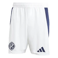 Short adidas blanc New England Revolution Away 2025 Eastern White Pine X Flag of Authentic pour homme