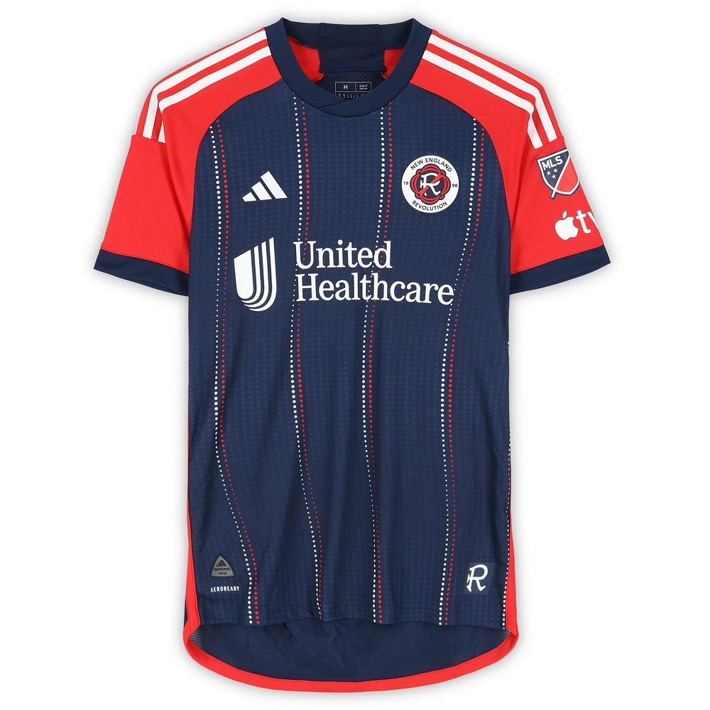 Maillot adidas bleu marine dédicacé par Will Sands des New England Revolution, numéro 23, utilisé lors du match, saison 2024 de la MLS - Taille M
