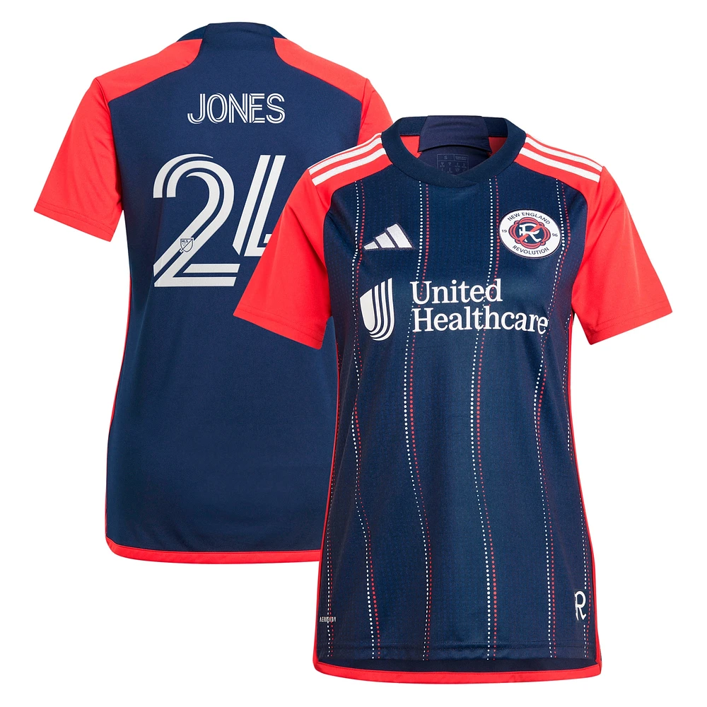 Maillot de joueur réplique adidas DeJuan Jones New England Revolution 2024 Boston Tea Party pour femme, bleu marine