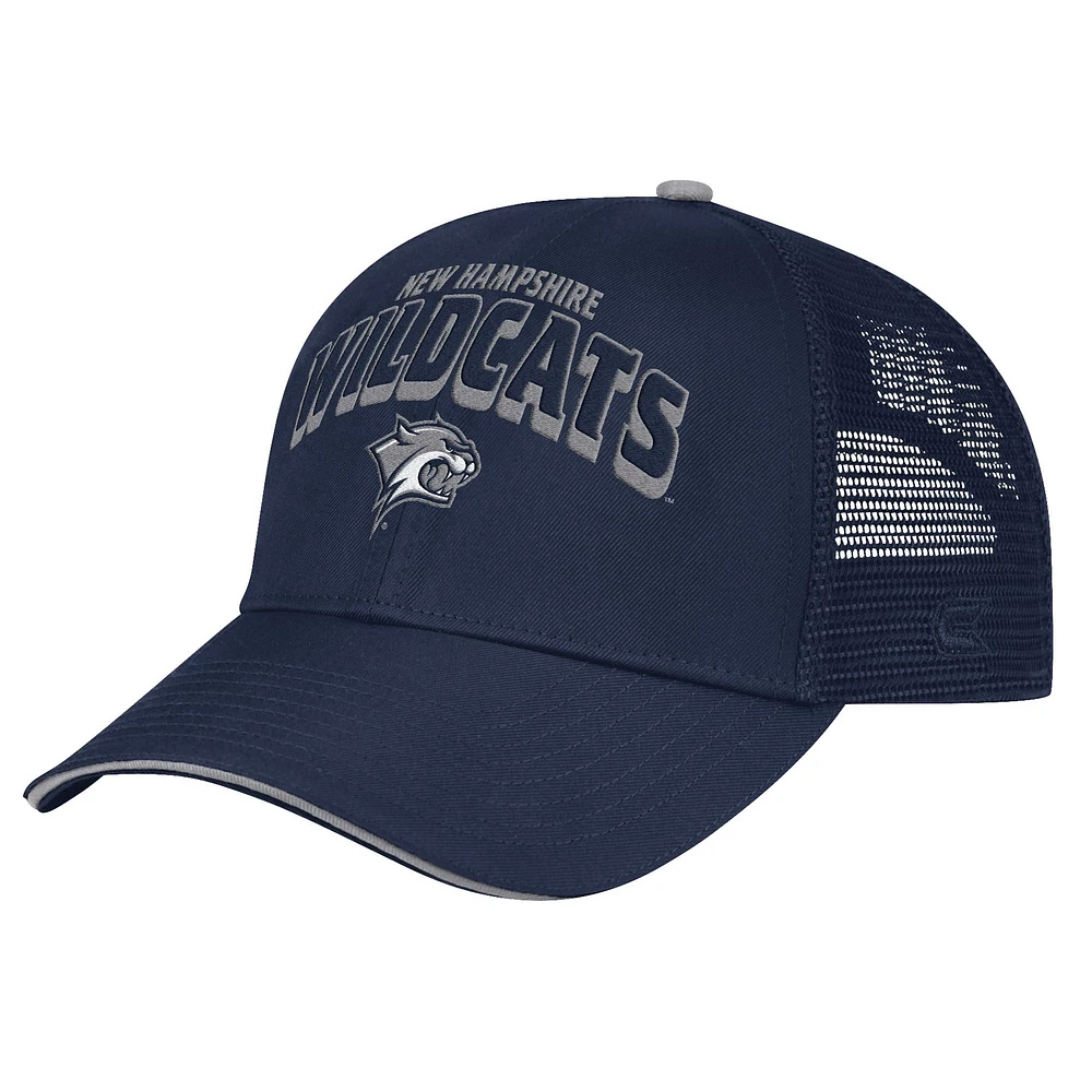 Casquette réglable de camionneur de l'équipe primaire de Wyatt des New Hampshire Wildcats Colosseum Navy pour hommes