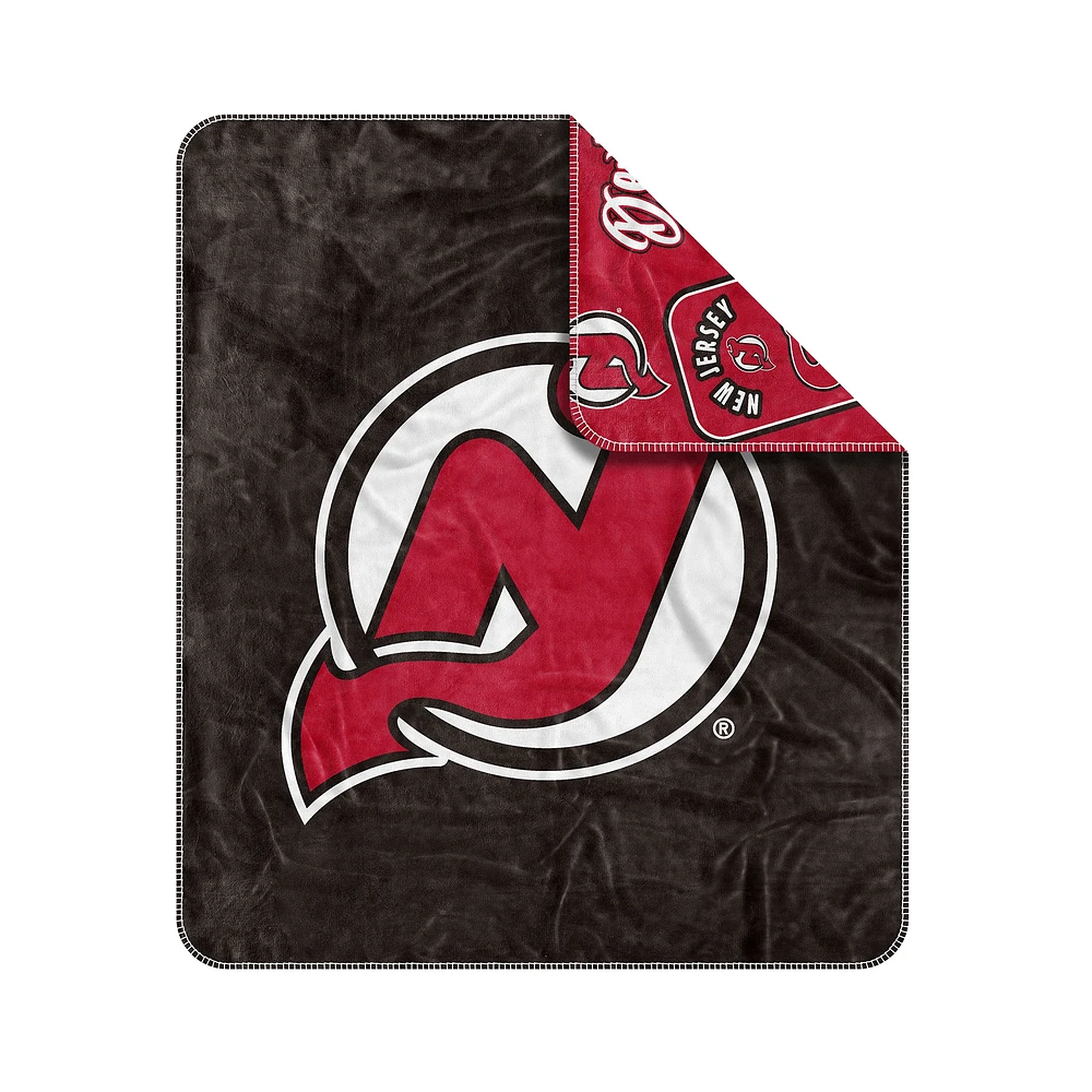  New Jersey Devils 50" x 60" Dream Weave Throw Blanket