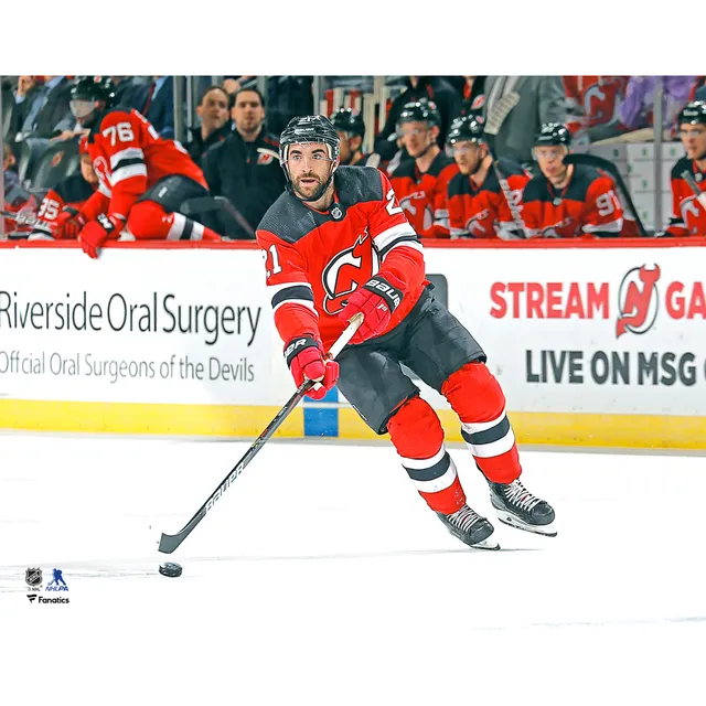 Dominik Kubalik Chicago Blackhawks Fanatics Authentic Unsigned Red Jersey  Skating Photograph