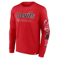 T-shirt rouge à manches longues Fanatics pour hommes des Devils du New Jersey Strike the Goal