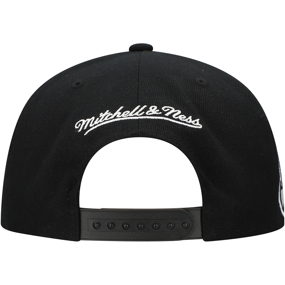 Men's Mitchell & Ness  Black New Jersey Devils Team Snapback Hat