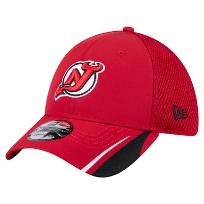 Casquette Linear Featherweight 39THIRTY Flex pour homme New Era Red Jersey Devils