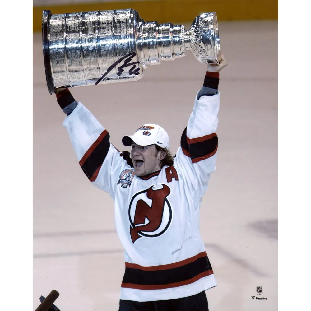 Patrik Elias New Jersey Devils Autographed 8" x 10" Raising Cup Photograph