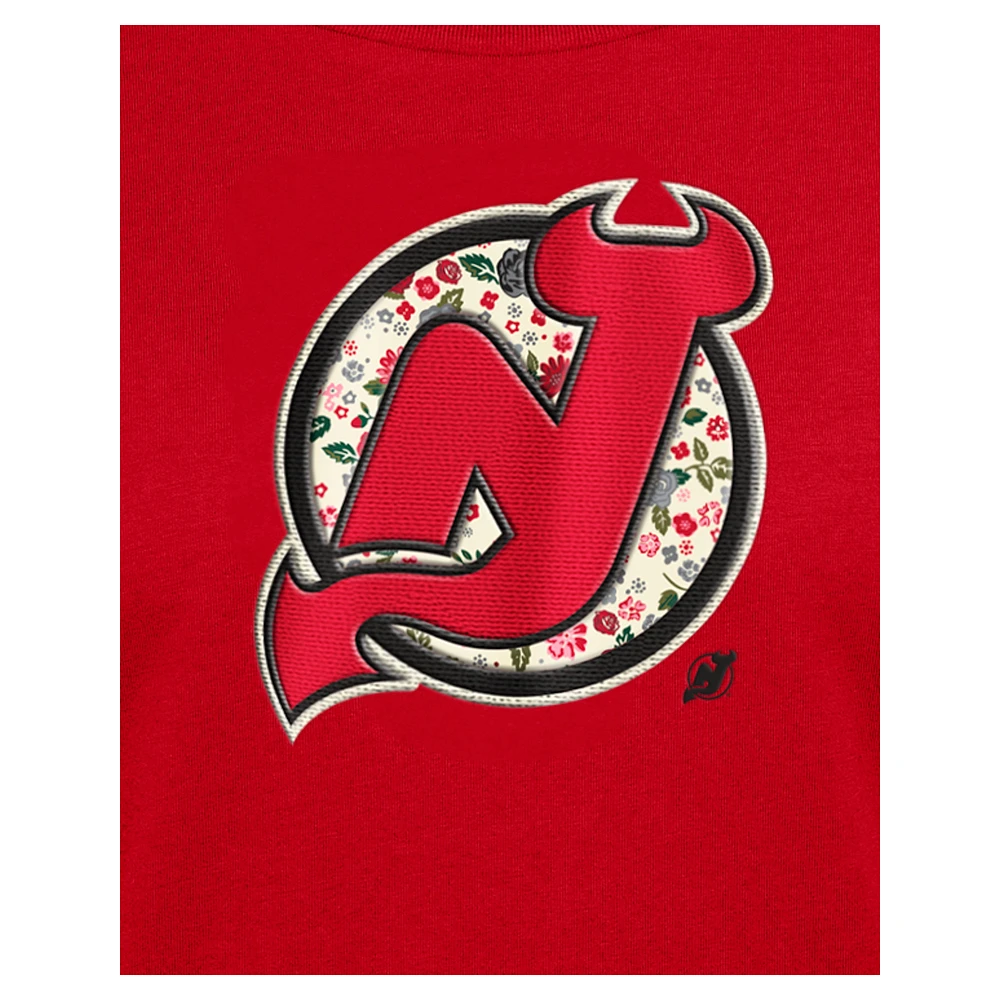 T-shirt à imprimé floral New Era rouge Jersey Devils Glam Game pour femme