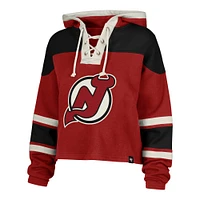 Sweat à capuche court lacets pour femme Jack Hughes '47 Red New Jersey Devils Superior Lacer