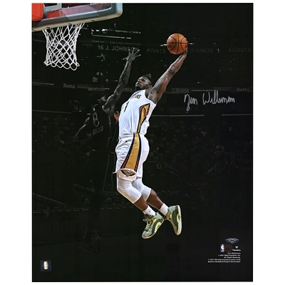 Zion Williamson New Orleans Pelicans Autographed 16" x 20" Dunk Spotlight Photograph
