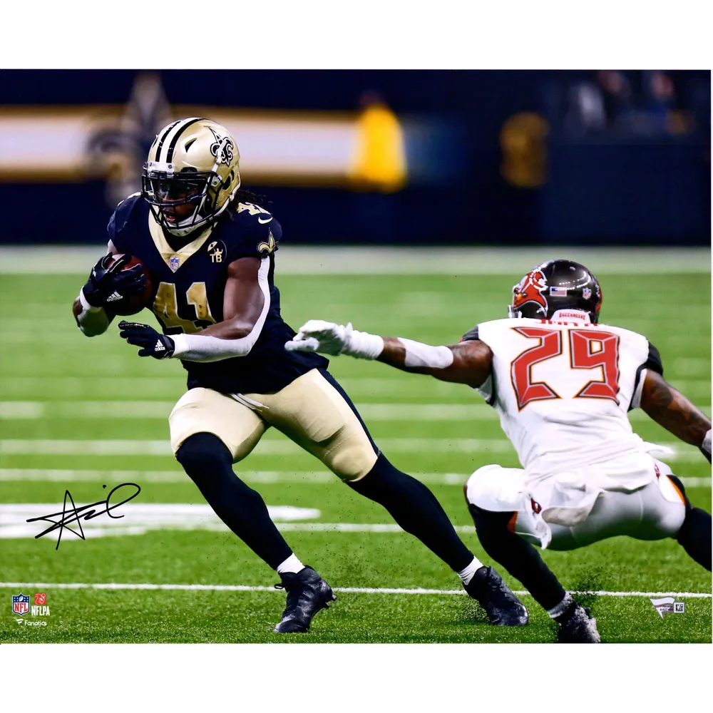 Lids Alvin Kamara New Orleans Saints Fanatics Authentic Autographed 16' x  20' Black Jersey Horizontal Photograph