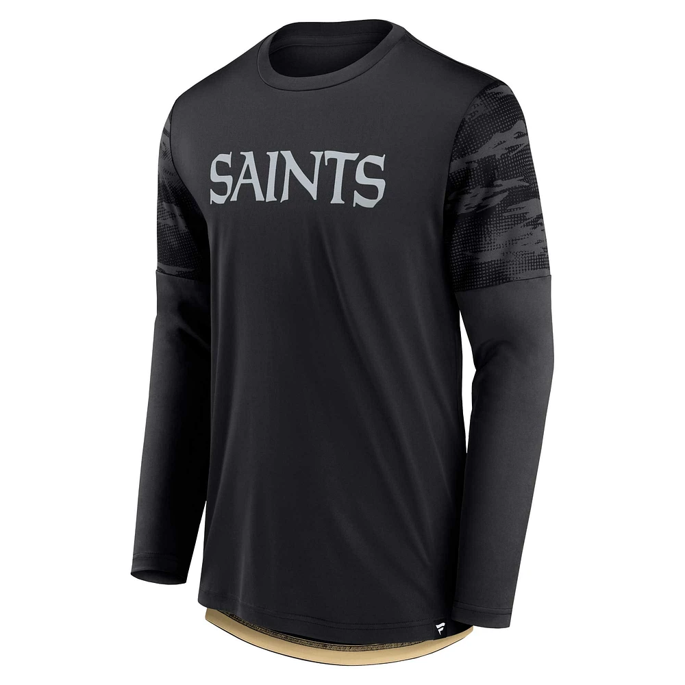 Fanatics pour hommes noirs New Orleans Saints Square Off Defender - T-shirt à manches longues