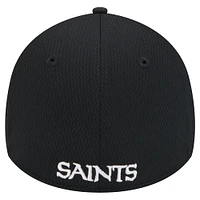 Men's New Era Black Orleans Saints Active 39THIRTY Flex Hat