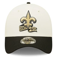 Men's New Era Cream/Black Orleans Saints 2022 Sideline - 39THIRTY 2-Tone Flex Hat