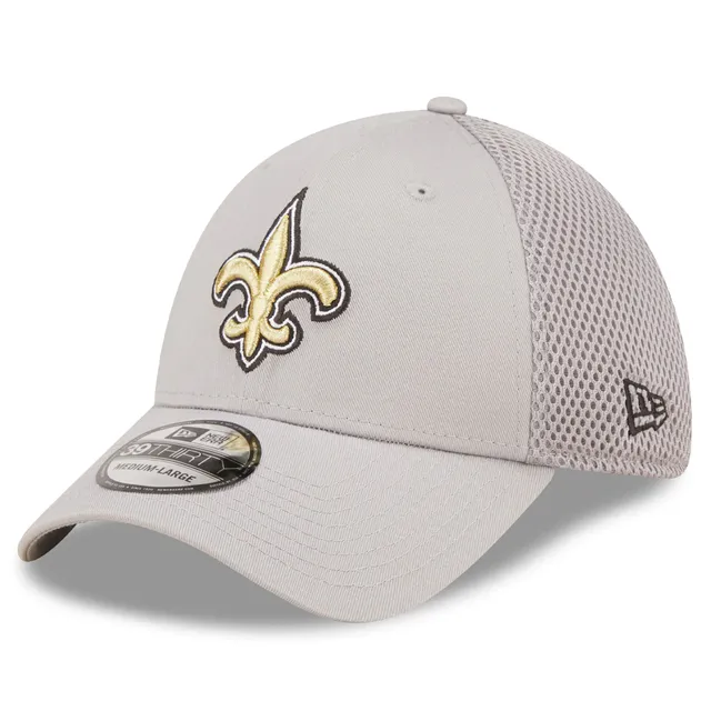 Women's New Era Cream New Orleans Saints 2022 Sideline Cuffed Knit Hat