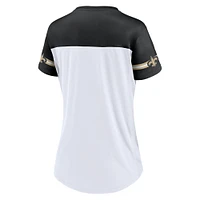 T-shirt à lacets col en V incliné Fanatics blanc New Orleans Saints Dueling pour femmes