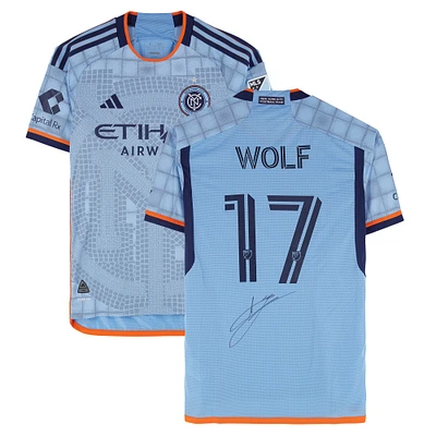 Maillot adidas bleu ciel dédicacé par Hannes Wolf du New York City FC n° 17, utilisé lors de la saison 2024 de la MLS - Taille S