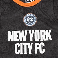 Newborn Sport Design Sweden  Black New York City FC Recruit Gift Set