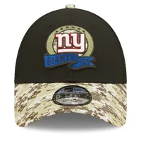 Men's New Era Black/Camo New York Giants 2022 Salute to Service 9FORTY Snapback Trucker Hat