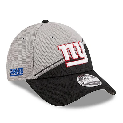 Men's New Era  Gray/Black New York Giants 2023 Sideline 9FORTY Adjustable Hat