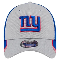 Men's New Era Gray York Giants Active Visor Trim 39THIRTY Flex Hat