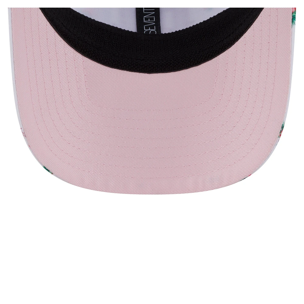 Men's New Era White New York Giants Adventure Flamingo Pattern 9SEVENTY Stretch-Snap Hat