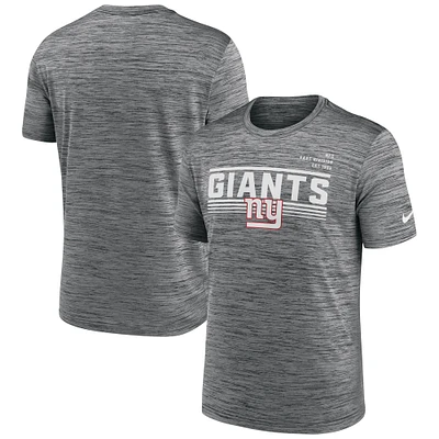 T-shirt Nike New York Giants Yardline Velocity Performance gris pour homme