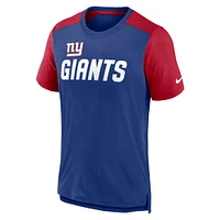T-shirt avec nom de l'équipe des New York Giants Nike pour homme, bleu chiné/rouge chiné, blocs couleurs