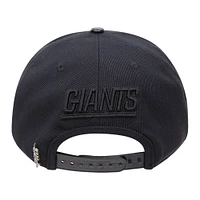 Casquette Pro Standard New York Giants Triple Black Snapback pour homme