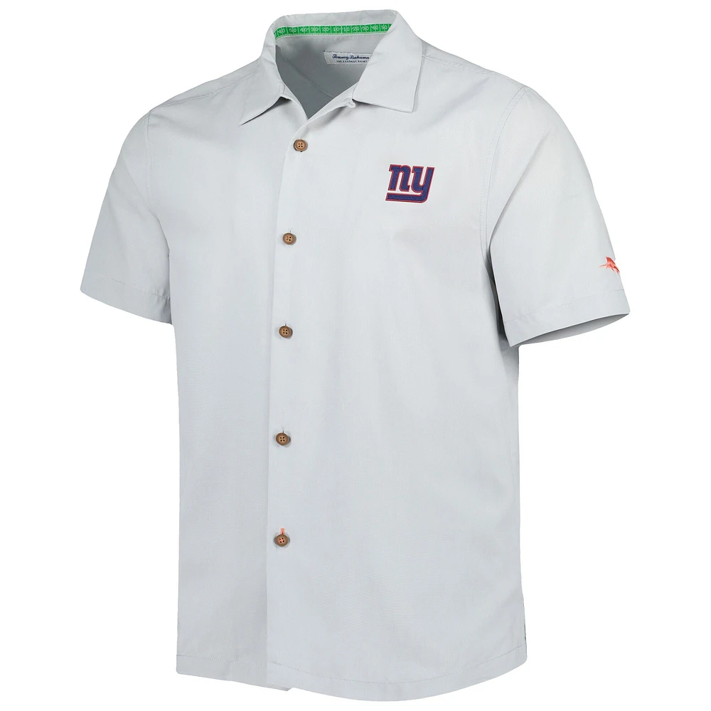 Chemise boutonnée pour homme Tommy Bahama Grey New York Giants Coconut Point Frondly Fan Camp IslandZone