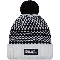 Women's New Era  Black/White New York Giants 2023 NFL Crucial Catch Cuffed Pom Knit Hat