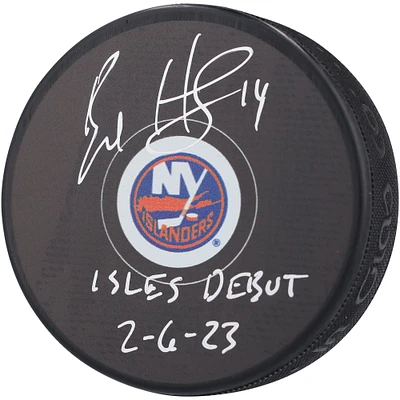 Rondelle de hockey autographiée par Bo Horvat des Islanders de New York avec l'inscription « Isles Debut 2-6-23 »